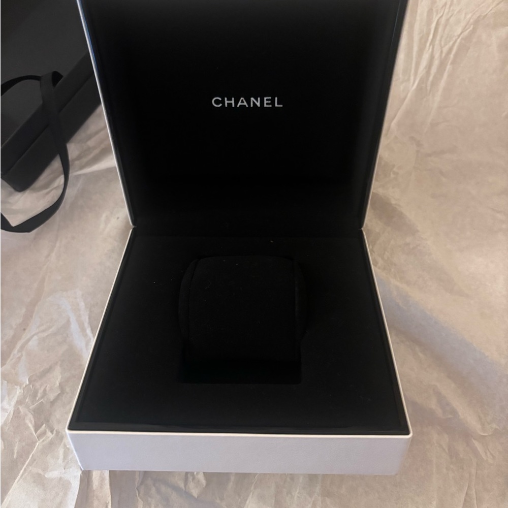 Chanel watch box